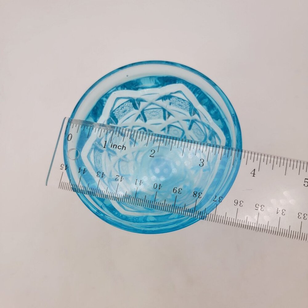 Vintage Viking Glass Ice Blue Diamond & Daisy Pattern Goblet - Picture 6 of 6